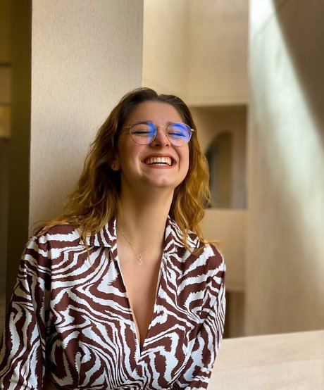 Nina Joy heiße erwachsene foto