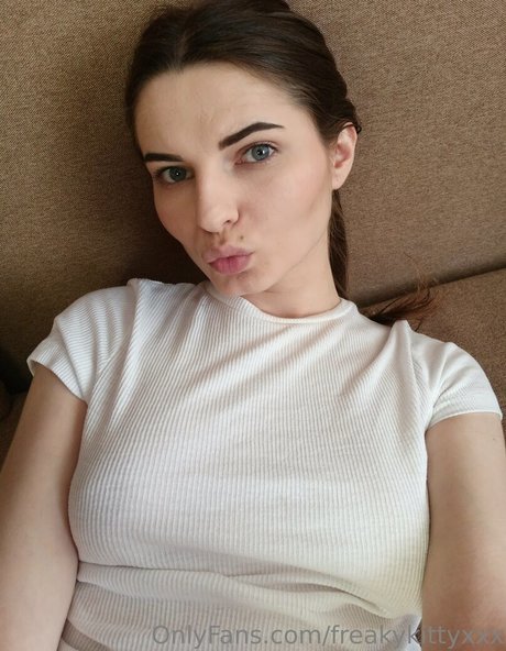 freakykittyxxx perfekte erotische bild