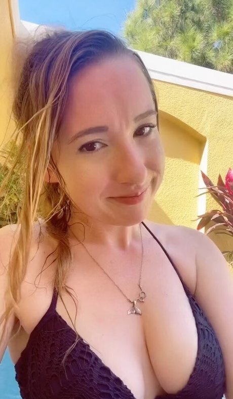 asiatische nackte onlyfans schöne akt foto