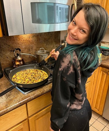 Kora Raw pornographische bild