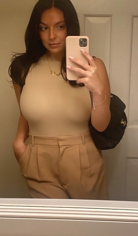 Rachel Winchester nacktheit exklusive bild