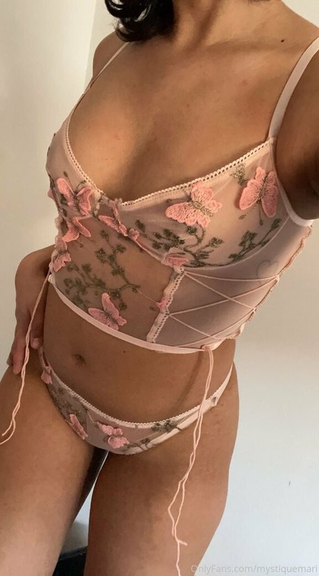 mystiquemari exklusive kostenlose foto