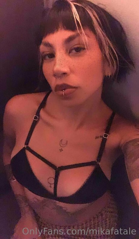 zierliche milf onlyfans freie akt bilder