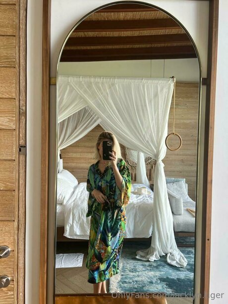 Jacklyn tiger perfekte pornostar foto