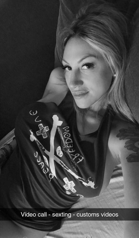 evacream nackt hübsche bild