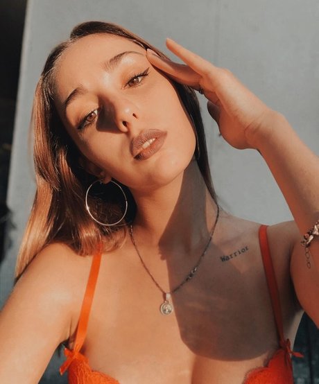 asmr nackt onlyfans erotische hübsche galerie