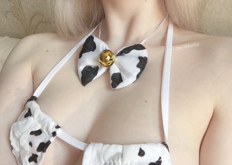 ikkedin model akt bilder