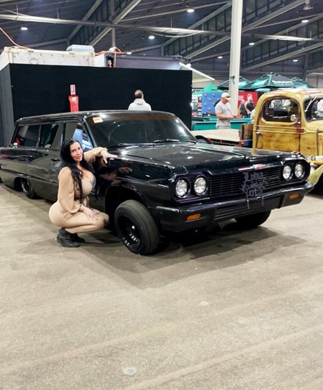 joi teen onlyfans hübsche erotische galerie