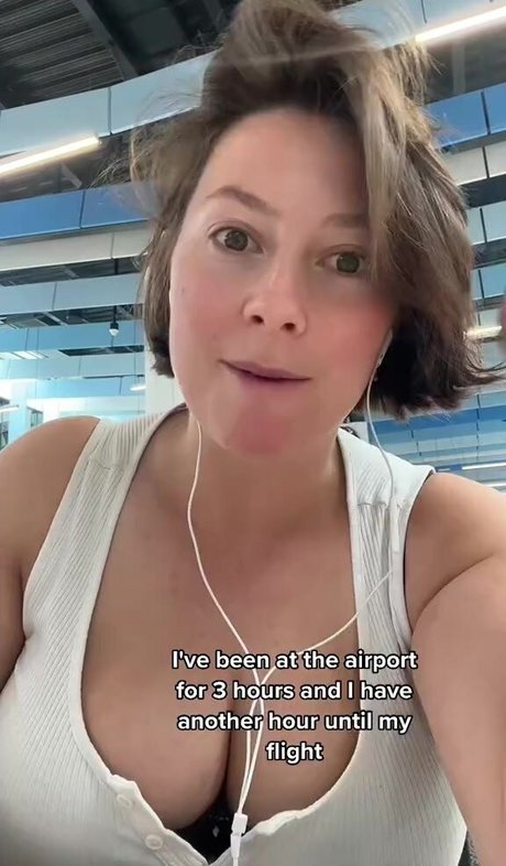 dreier asiatische onlyfans nacktheit hd bild