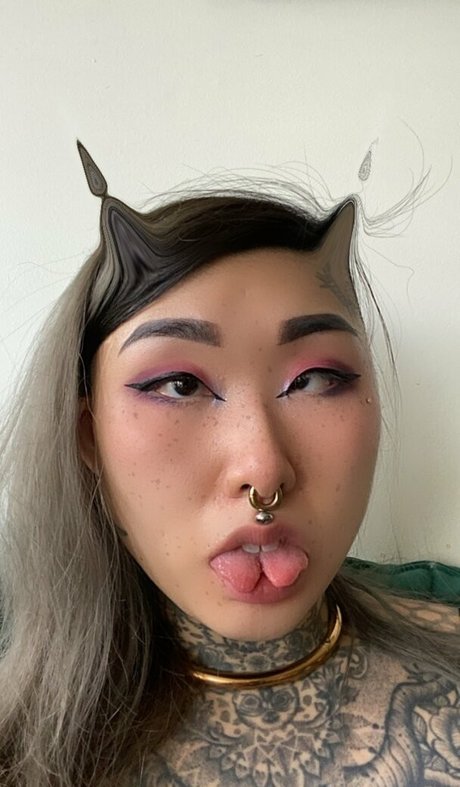 Sif Blvck heiße nacktheit bilder