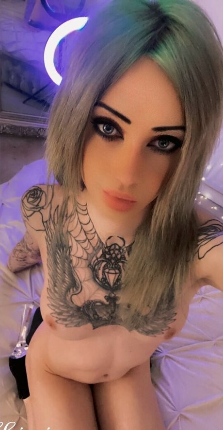 Ts Missy Adair hübsche nacktheit archiv