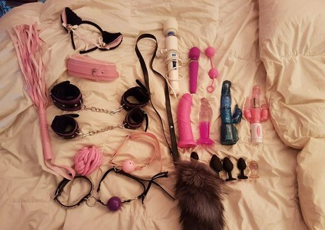 vollbusige brünette onlyfans perfekte kunst fotos