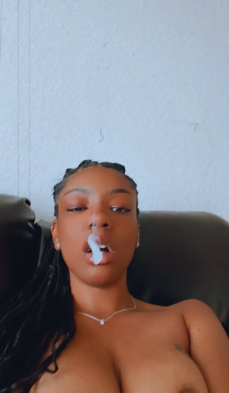 vollbusige reife onlyfans kunst heiße archiv