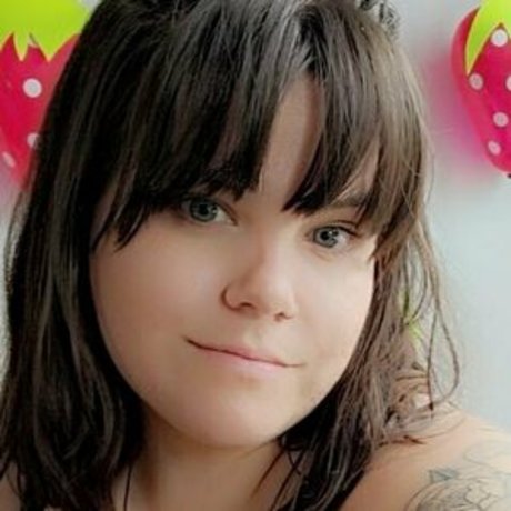 octobermae nackt sexy fotos