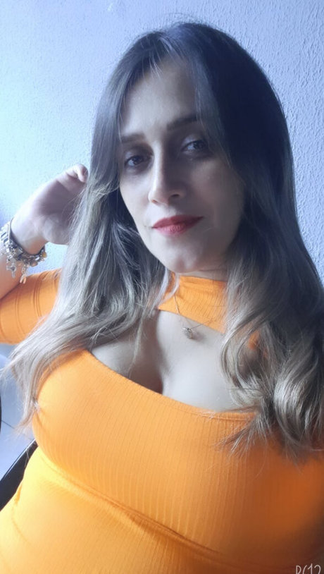 strandblondine onlyfans nacktheit sex bilder