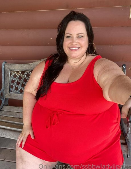 ebenholz nackt onlyfans heiße hd archiv