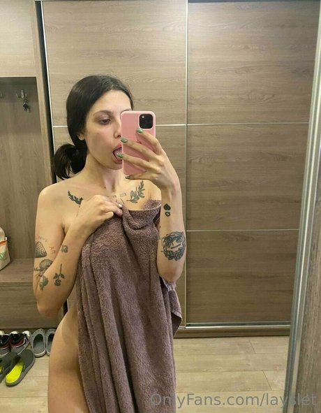 layslet nackt schöne archiv