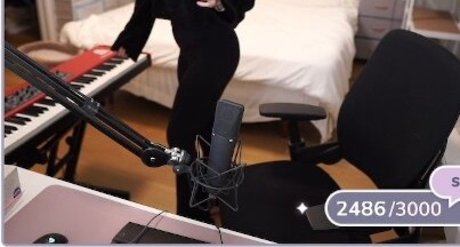 dicke trans-onlyfans hübsche kunst galerie