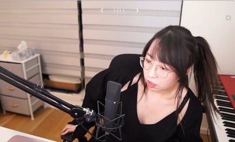 oma fickt onlyfans hübsche erwachsene galerie