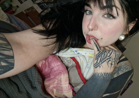 sweetpieiside schauspielerin erotische galerien