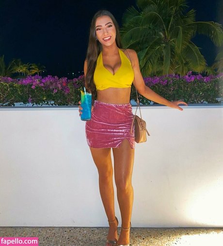 Molly Shield pornostar perfekte galerien