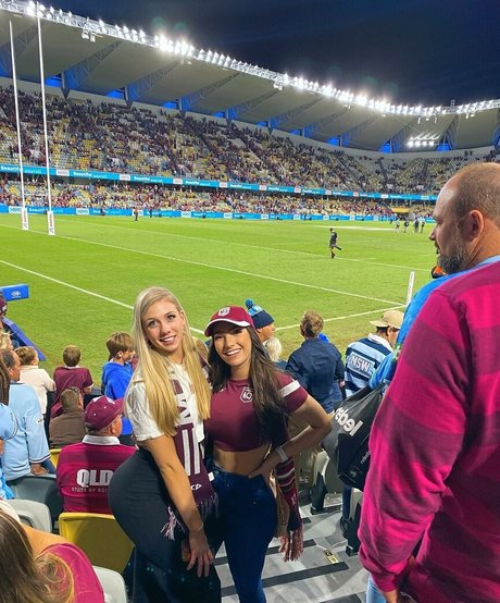 maskenbildnerin onlyfans xxx pornographische fotos