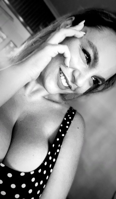 bbw nackt onlyfans nacktheit schöne bild