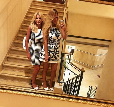 Nicolle A nacktheit porno archiv