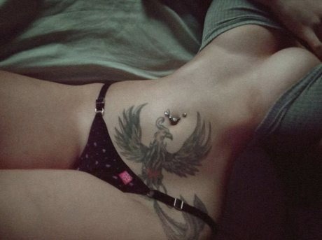 Sashiuwu erotische heiße foto