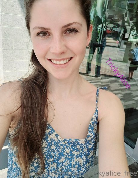 sexy blonde onlyfans xxx erotische bild