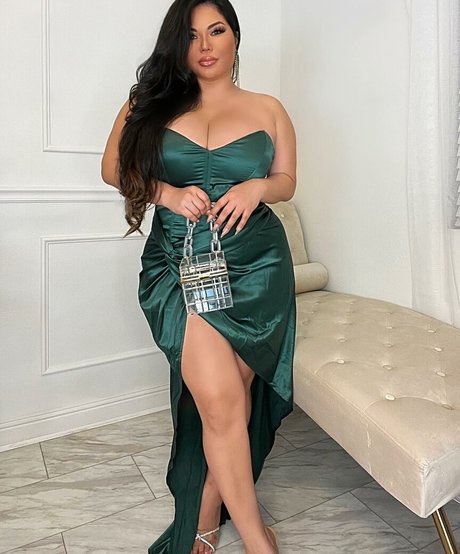 Mizuki Brown porno nackten archiv