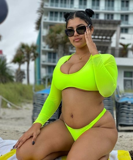 arabische kurvige onlyfans hd schöne fotos