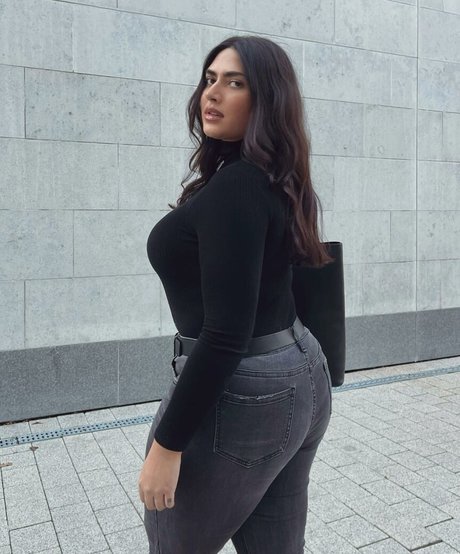 Irena Drezi nackt erwachsene fotos