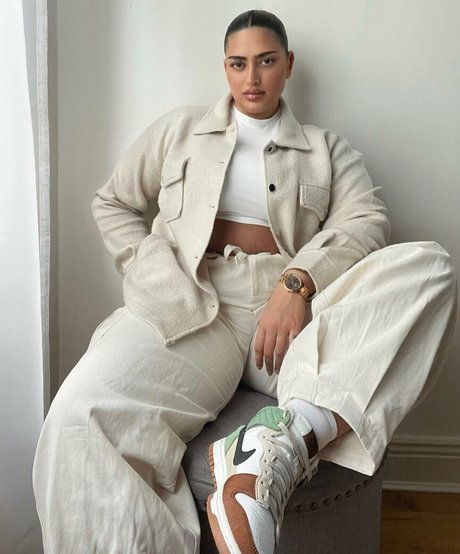 Irena Drezi top akt foto