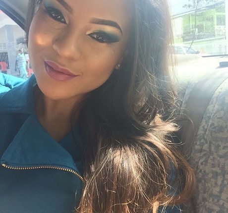 Toni Salina Chee Young kunst heiße bild