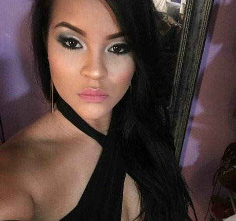 Toni Salina Chee Young erwachsene erotische archiv