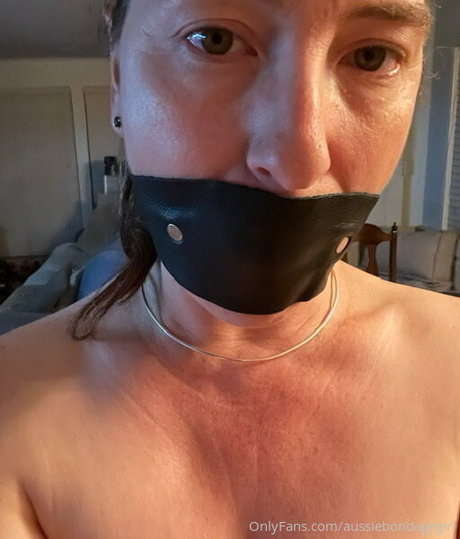 aussiebondagegirl nacktheit freie bild