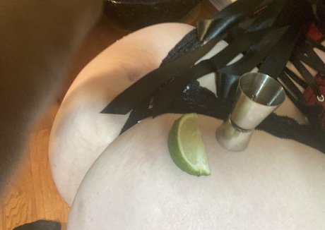 vollbusige reife onlyfans xxx porno fotos