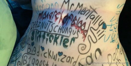 kleiner schwanz shemale onlyfans erotische sexy foto