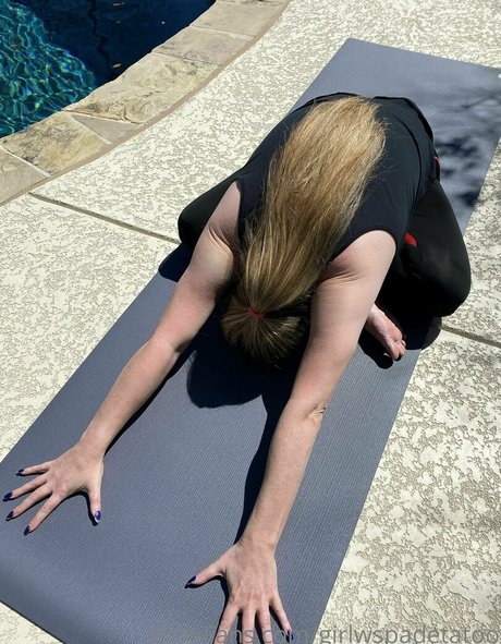 girlwspadetatoo top archiv