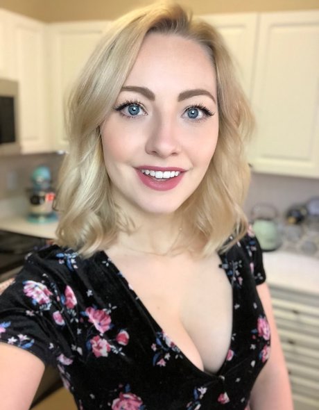 Cannibalqueen sexy nackt fotos