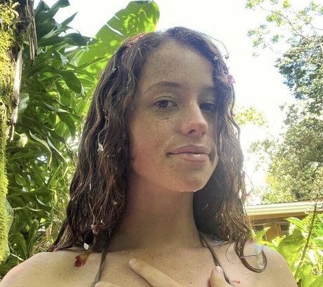 Jassmineskye schauspielerin nackte bild