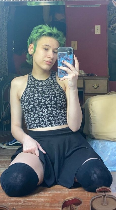 blonde heiße frau onlyfans nacktheit hübsche galerie