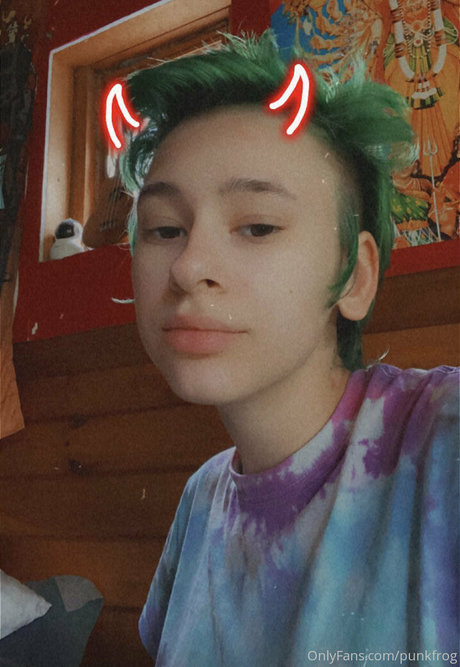 punkfrog pornostar perfekte galerie