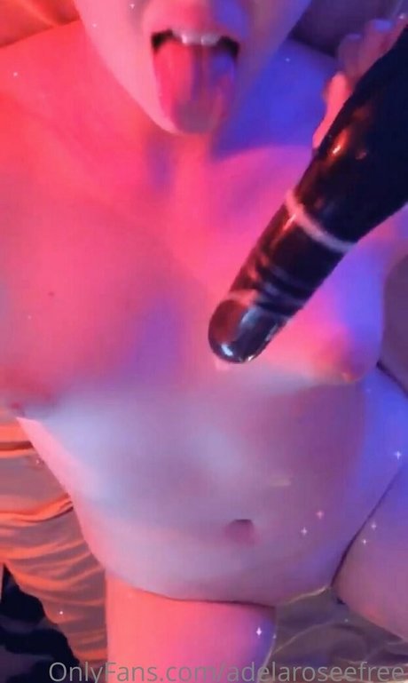 adelaroseefree xxx sexy galerie