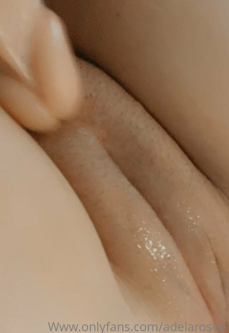 adelaroseefree hübsche erotische fotos
