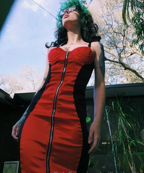 milkyghostie porno hd galerien