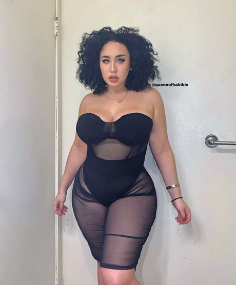 Tana Habibi pornostar schöne foto