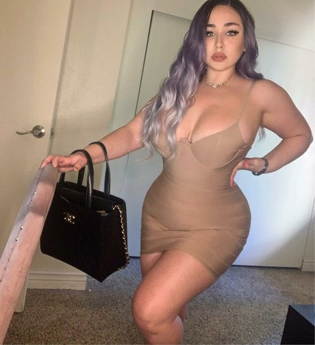 ebenholzmodell onlyfans nackten galerie