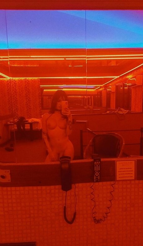 asiatische influencer-onlyfans porno nackten bilder